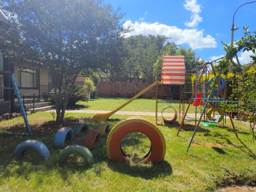 4 Bedroom Property for Sale in Jinnah Park Limpopo