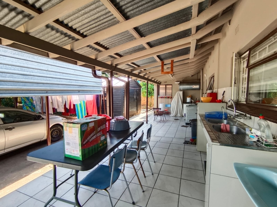 4 Bedroom Property for Sale in Jinnah Park Limpopo