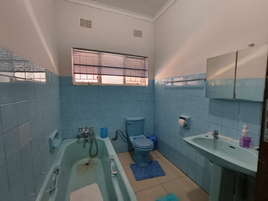 4 Bedroom Property for Sale in Jinnah Park Limpopo
