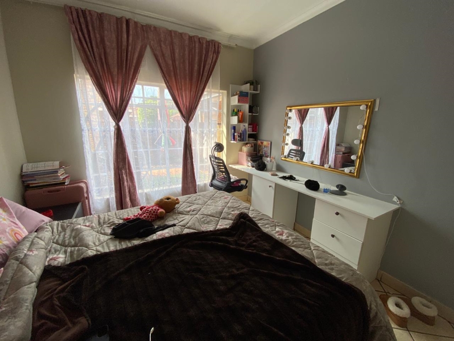 2 Bedroom Property for Sale in Mokopane Central Limpopo