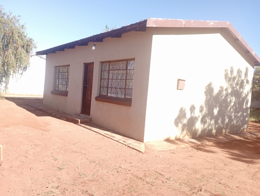 To Let 2 Bedroom Property for Rent in Mahwelereng Limpopo