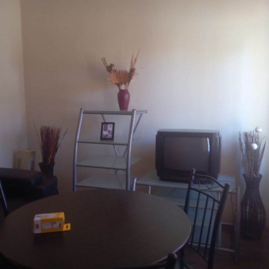To Let 2 Bedroom Property for Rent in Mahwelereng Limpopo