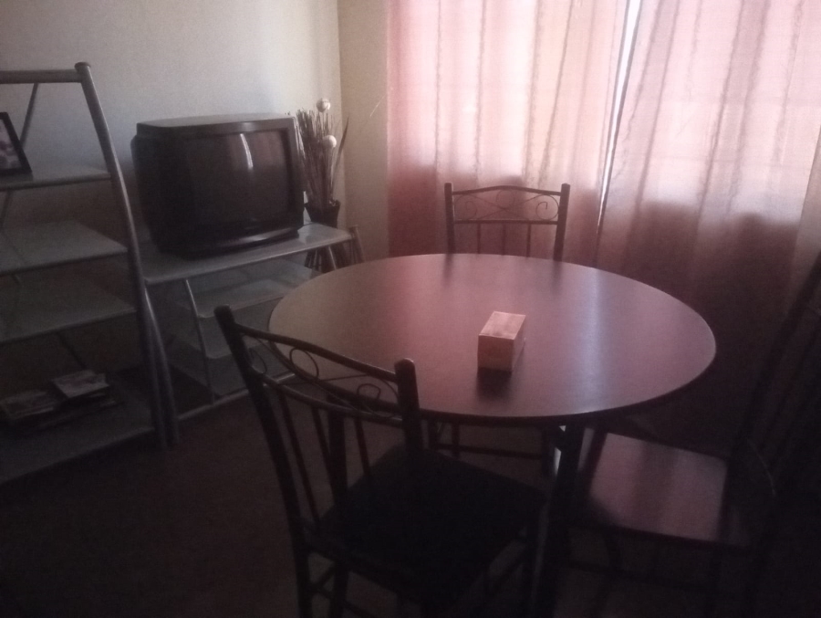 To Let 2 Bedroom Property for Rent in Mahwelereng Limpopo