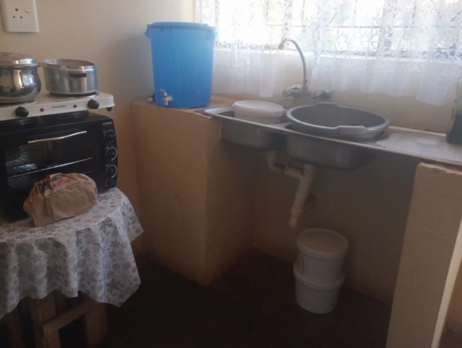 To Let 2 Bedroom Property for Rent in Mahwelereng Limpopo
