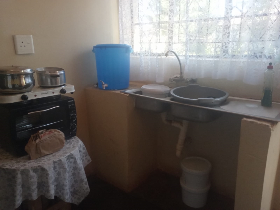 To Let 2 Bedroom Property for Rent in Mahwelereng Limpopo