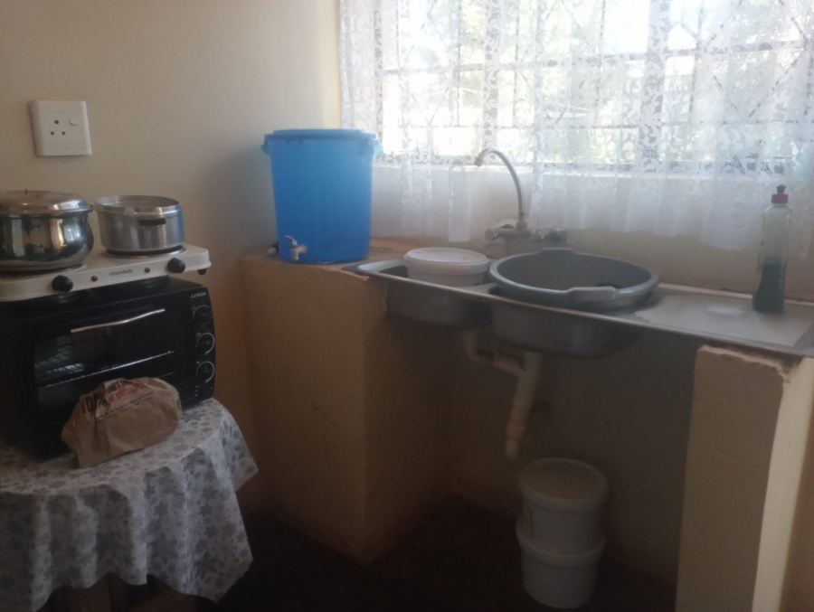 To Let 2 Bedroom Property for Rent in Mahwelereng Limpopo