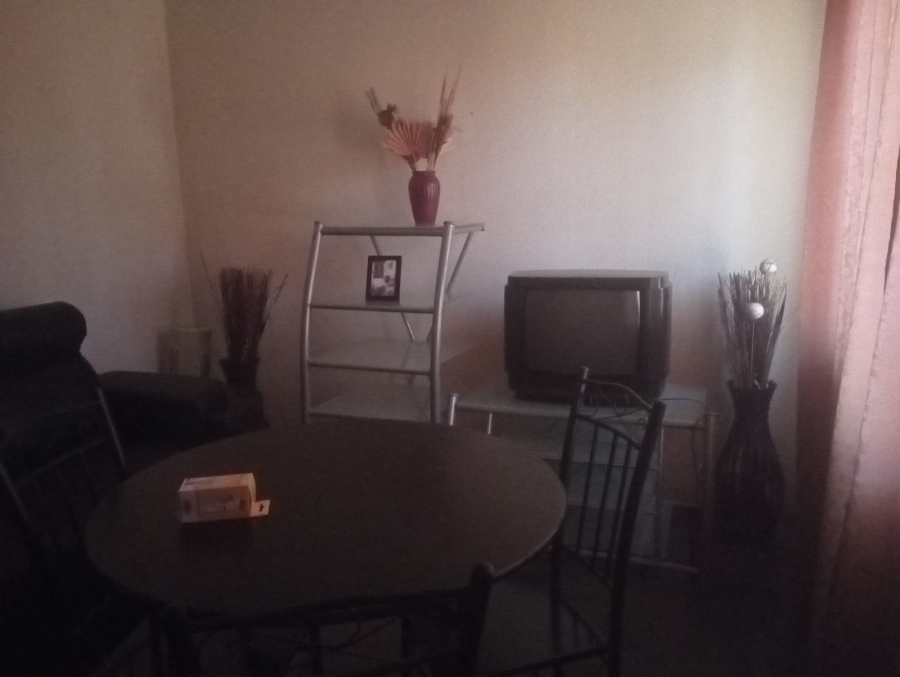 To Let 2 Bedroom Property for Rent in Mahwelereng Limpopo