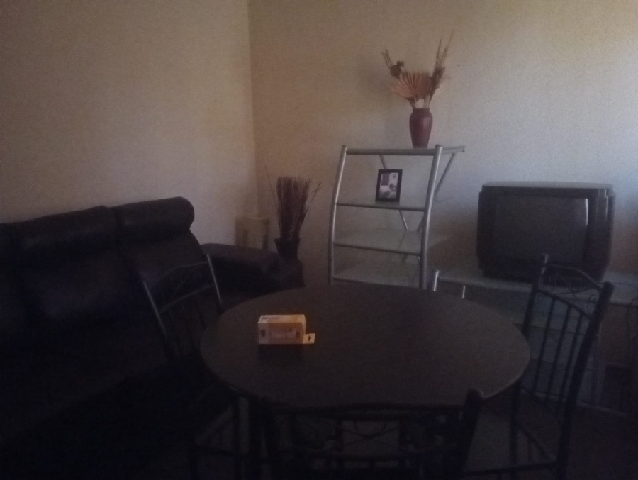 To Let 2 Bedroom Property for Rent in Mahwelereng Limpopo