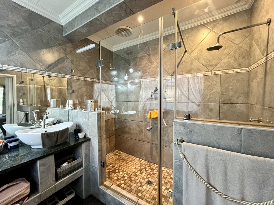 5 Bedroom Property for Sale in Bela Bela Limpopo