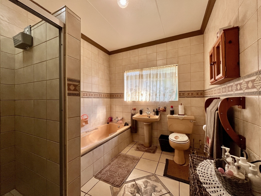 5 Bedroom Property for Sale in Bela Bela Limpopo