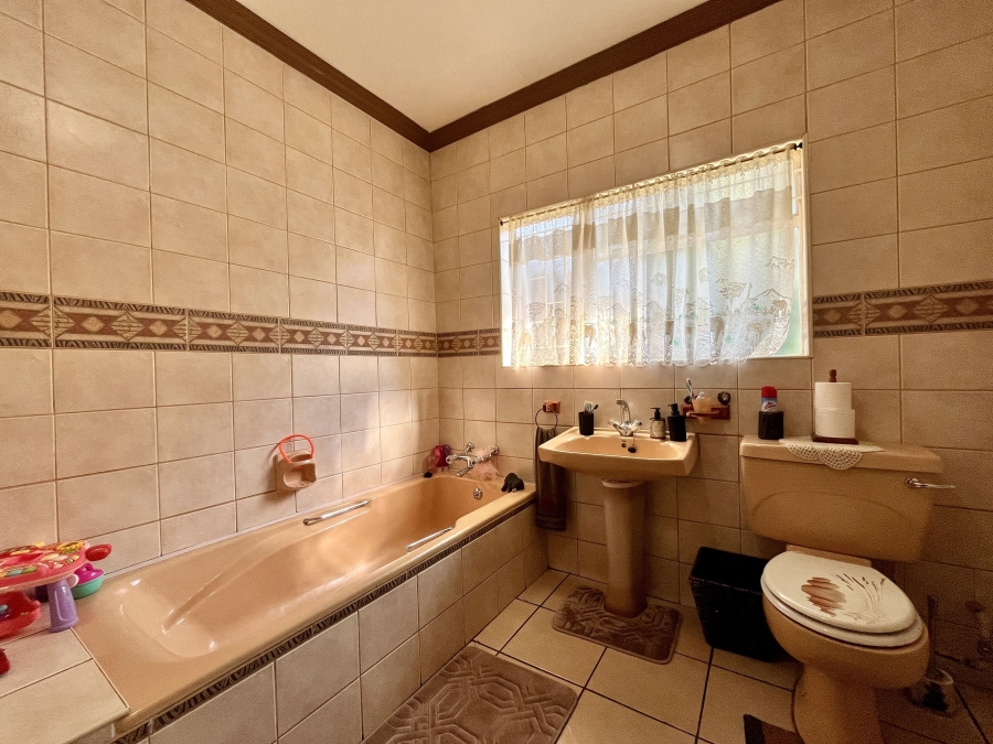 5 Bedroom Property for Sale in Bela Bela Limpopo