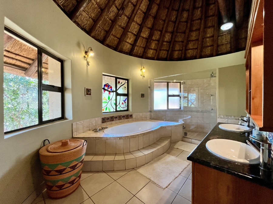 6 Bedroom Property for Sale in Zebula Golf Estate Limpopo