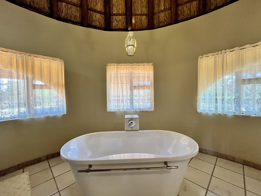 6 Bedroom Property for Sale in Zebula Golf Estate Limpopo