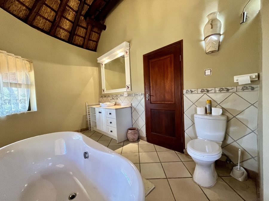 6 Bedroom Property for Sale in Zebula Golf Estate Limpopo