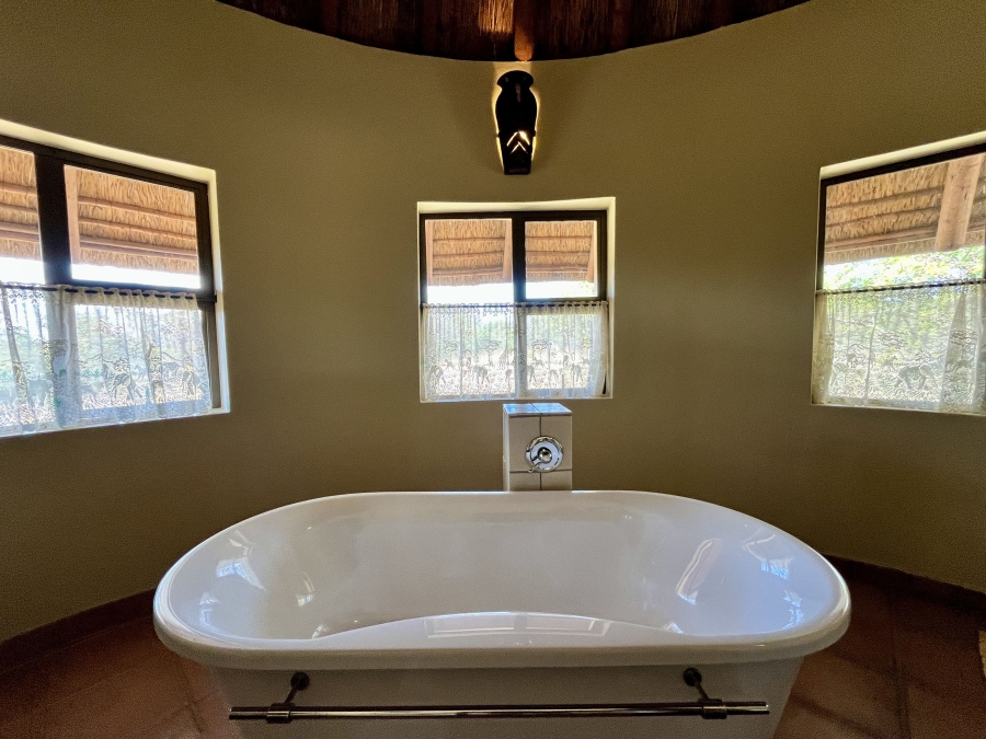 6 Bedroom Property for Sale in Zebula Golf Estate Limpopo