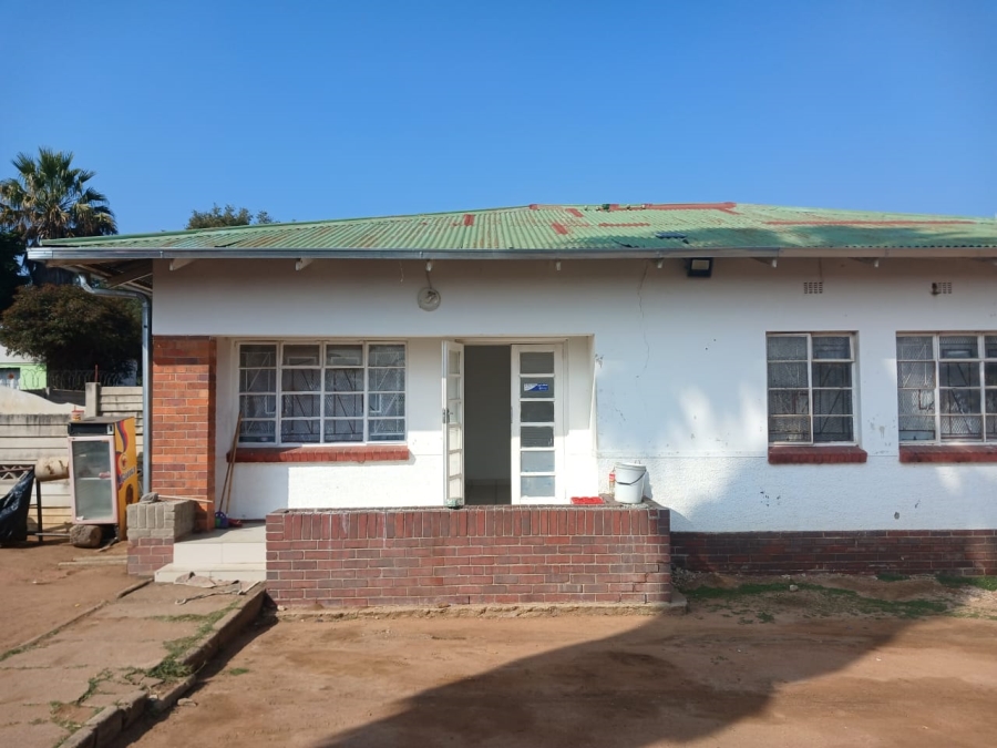 5 Bedroom Property for Sale in Annadale Limpopo