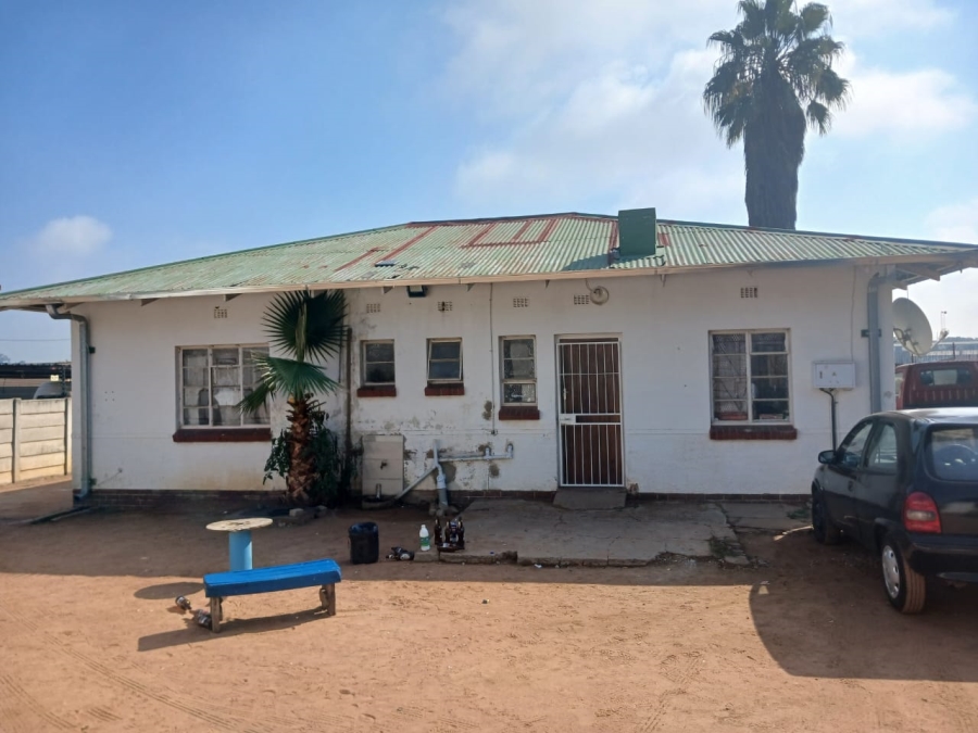 5 Bedroom Property for Sale in Annadale Limpopo