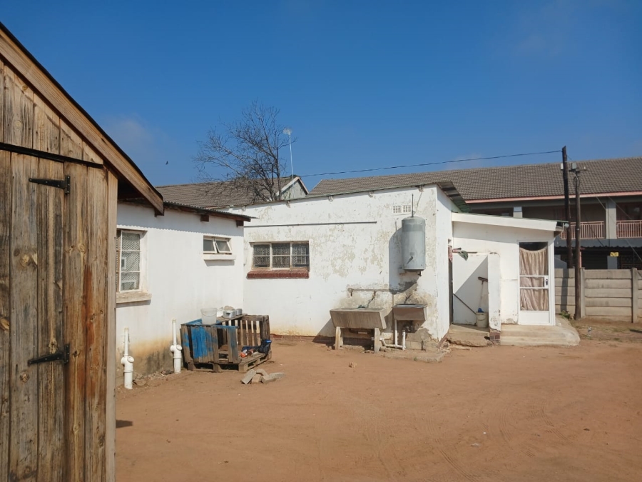 5 Bedroom Property for Sale in Annadale Limpopo