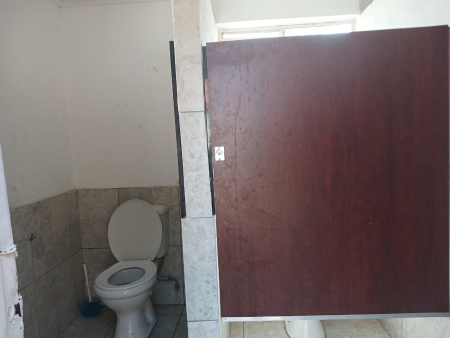 5 Bedroom Property for Sale in Annadale Limpopo