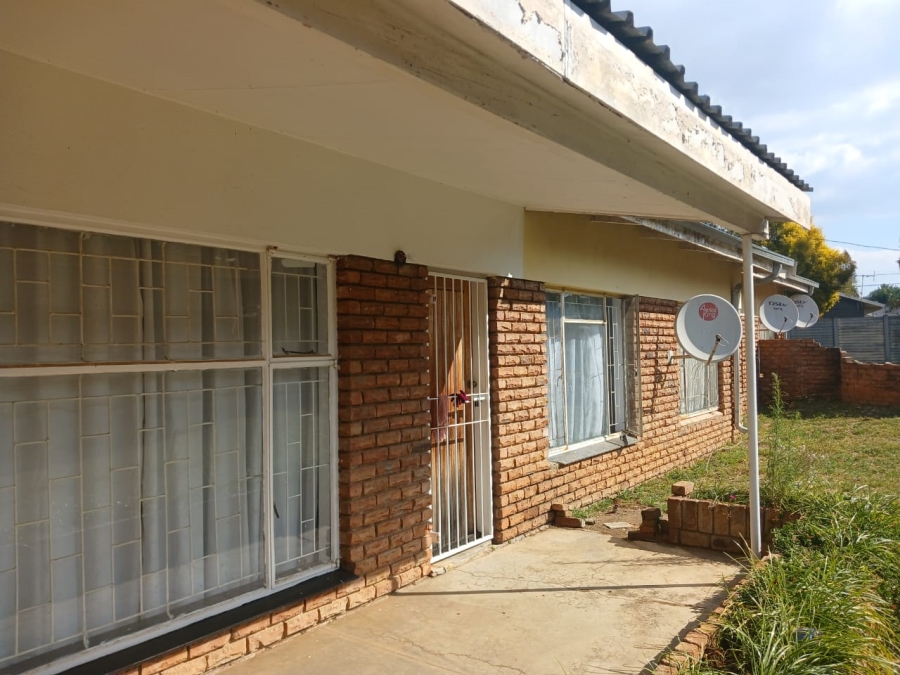 3 Bedroom Property for Sale in Fauna Park Limpopo