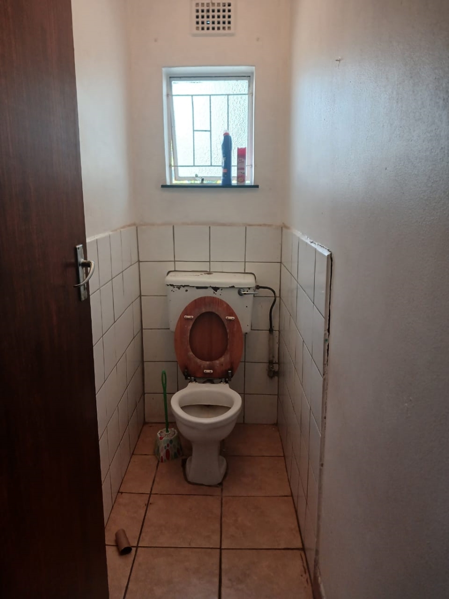 3 Bedroom Property for Sale in Fauna Park Limpopo