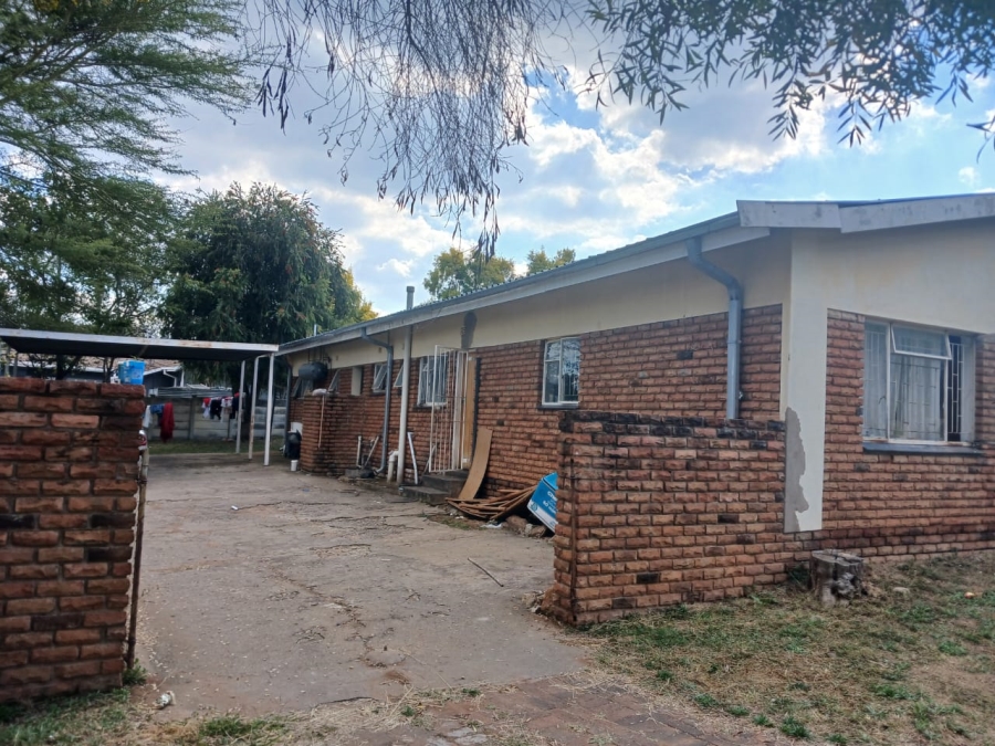 3 Bedroom Property for Sale in Fauna Park Limpopo