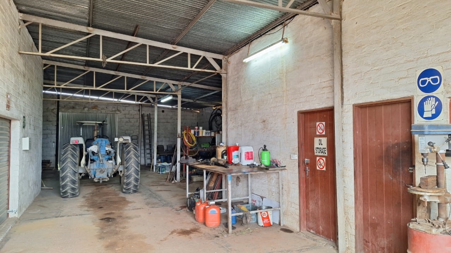 8 Bedroom Property for Sale in Mookgopong Limpopo
