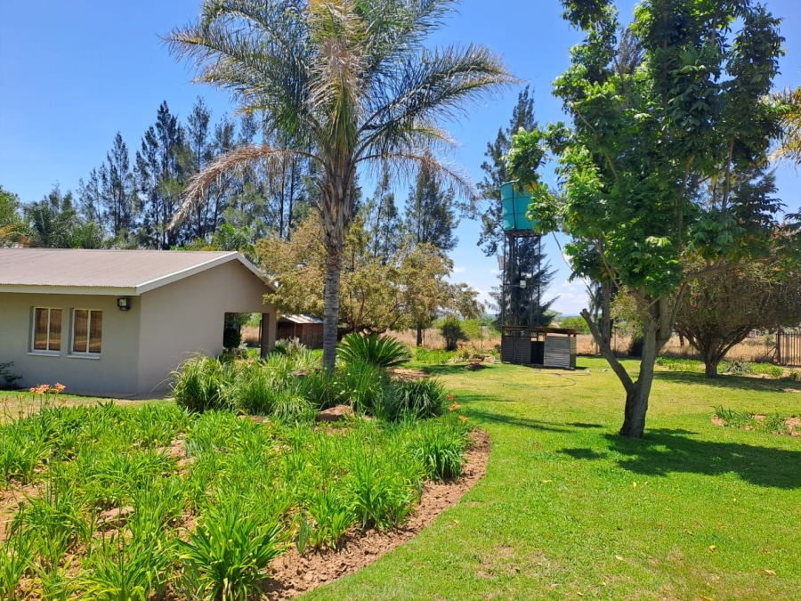 8 Bedroom Property for Sale in Mookgopong Limpopo