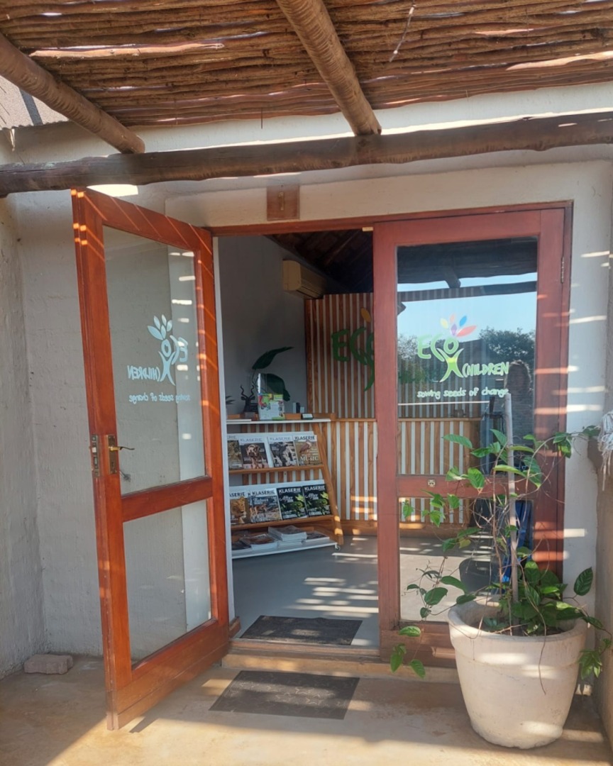 To Let Commercial Property for Rent in Hoedspruit Limpopo