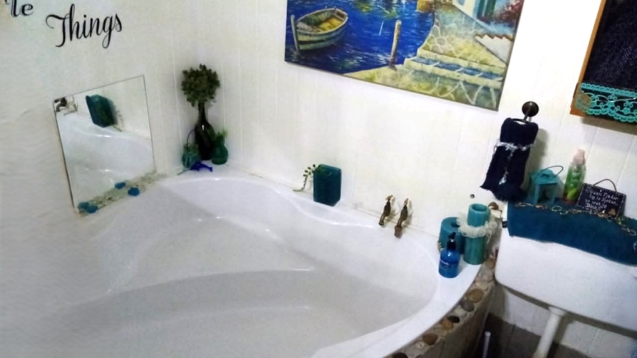6 Bedroom Property for Sale in Constantia Resort Limpopo