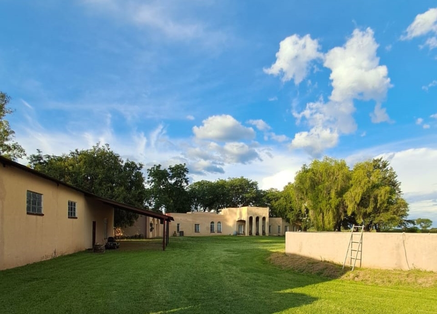 5 Bedroom Property for Sale in Bela Bela Limpopo