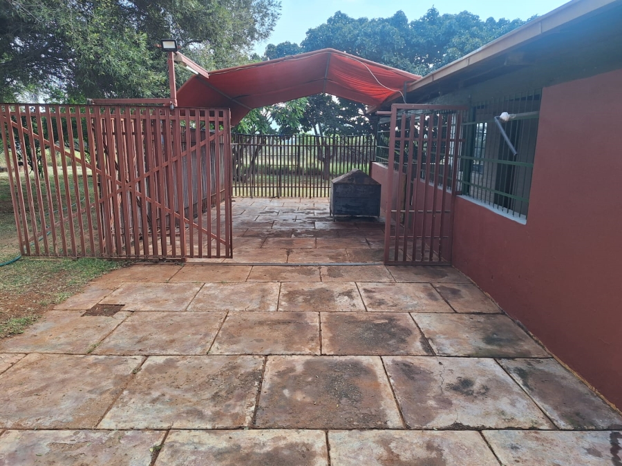 2 Bedroom Property for Sale in Maribashoek AH Limpopo
