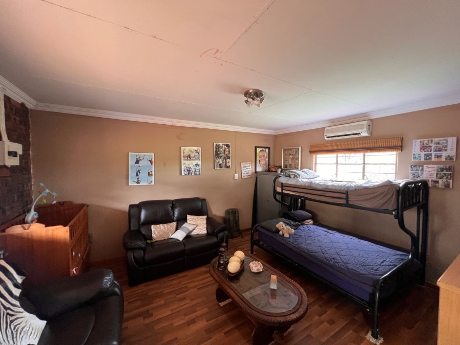 5 Bedroom Property for Sale in Mokopane Rural Limpopo