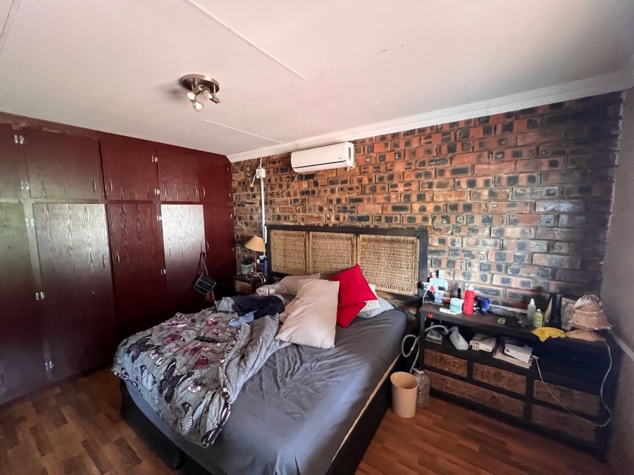 5 Bedroom Property for Sale in Mokopane Rural Limpopo