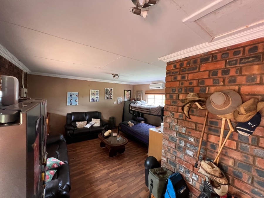 5 Bedroom Property for Sale in Mokopane Rural Limpopo