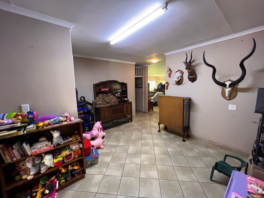 5 Bedroom Property for Sale in Mokopane Rural Limpopo