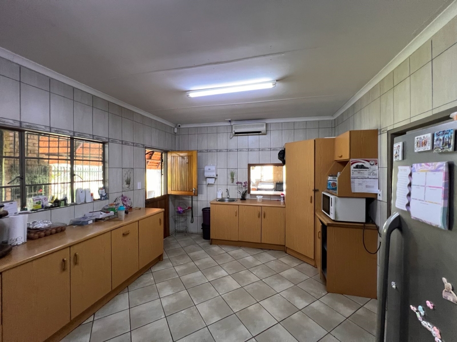 5 Bedroom Property for Sale in Mokopane Rural Limpopo