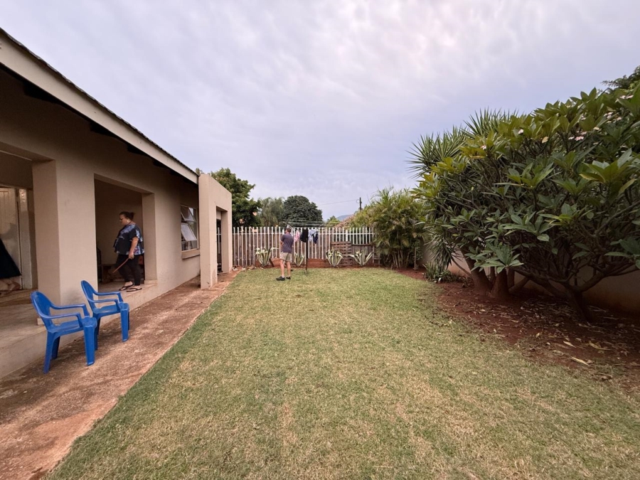 8 Bedroom Property for Sale in Chroompark Limpopo
