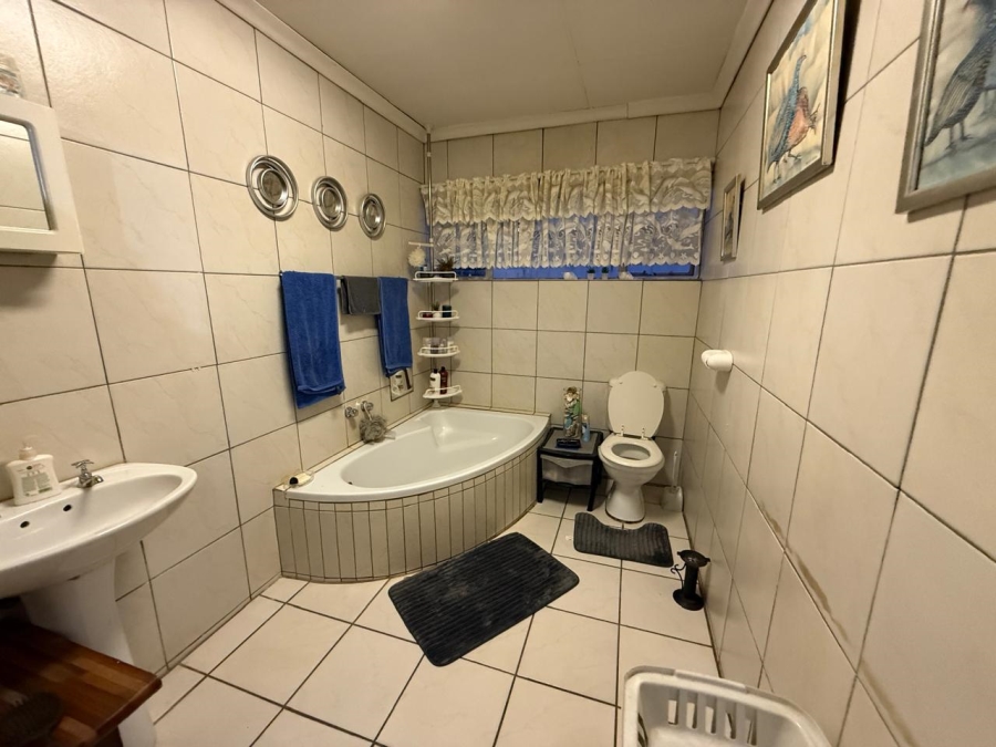 8 Bedroom Property for Sale in Chroompark Limpopo