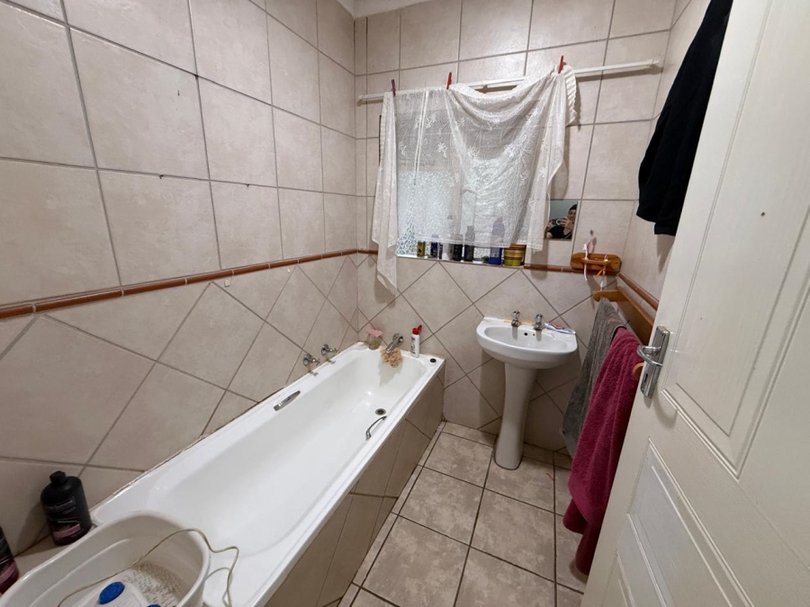 8 Bedroom Property for Sale in Chroompark Limpopo