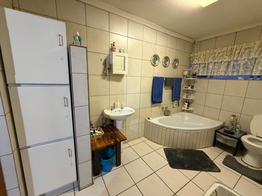 8 Bedroom Property for Sale in Chroompark Limpopo
