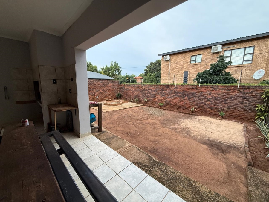 8 Bedroom Property for Sale in Chroompark Limpopo