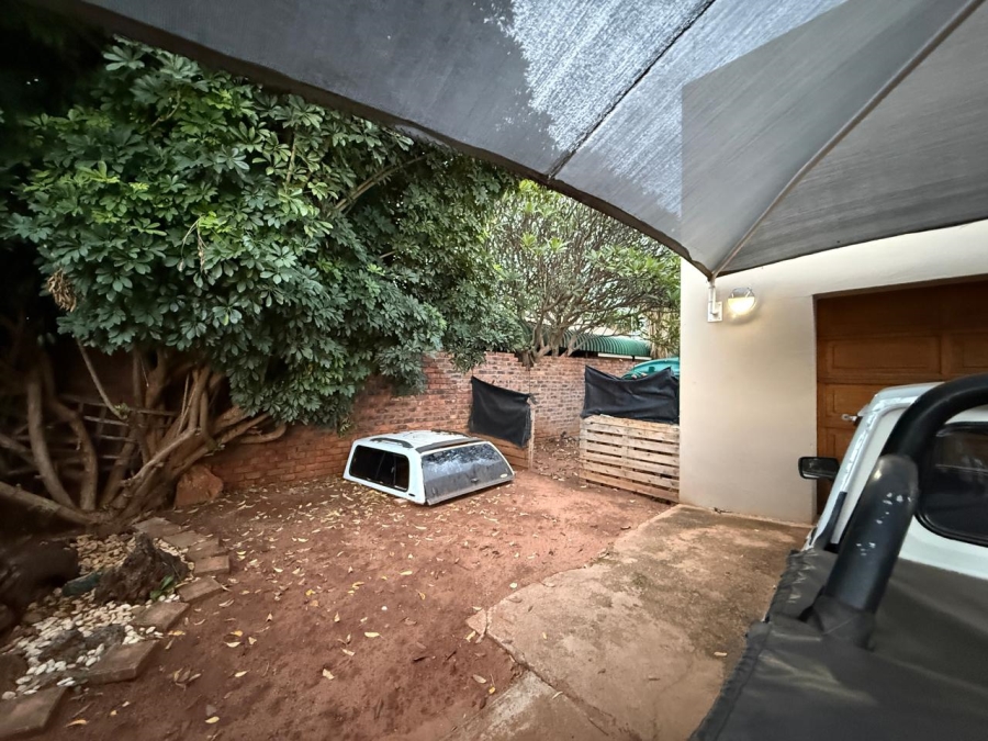 8 Bedroom Property for Sale in Chroompark Limpopo