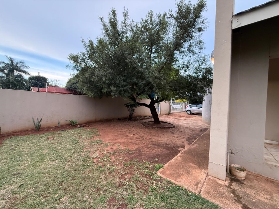 8 Bedroom Property for Sale in Chroompark Limpopo