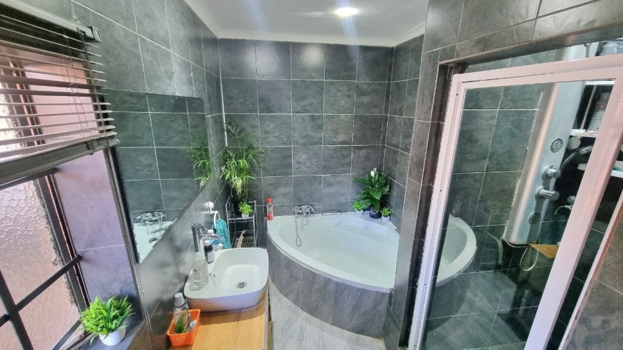 3 Bedroom Property for Sale in Modimolle Limpopo
