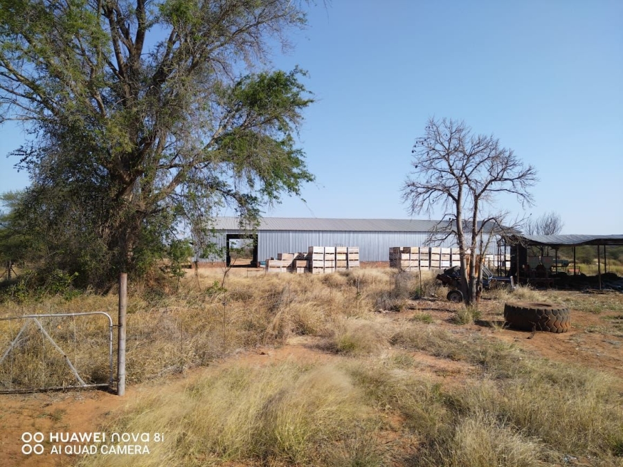 5 Bedroom Property for Sale in Tom Burke Limpopo