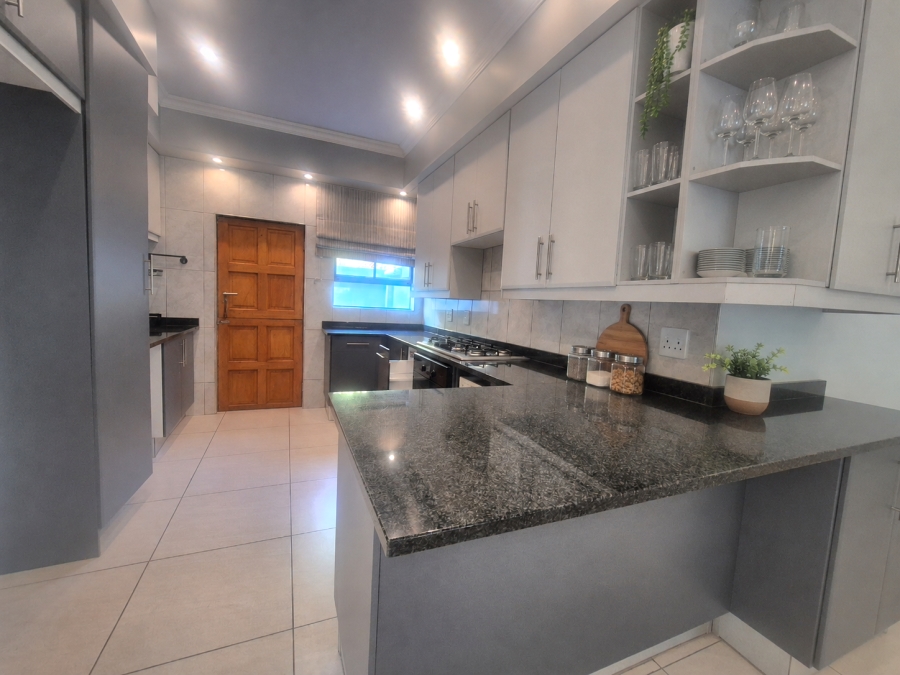 3 Bedroom Property for Sale in Mookgopong Limpopo