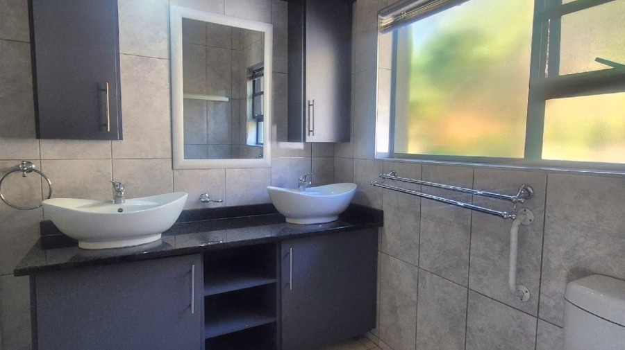 3 Bedroom Property for Sale in Mookgopong Limpopo