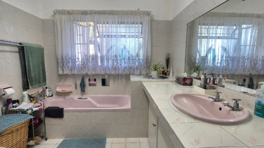 3 Bedroom Property for Sale in Mookgopong Limpopo