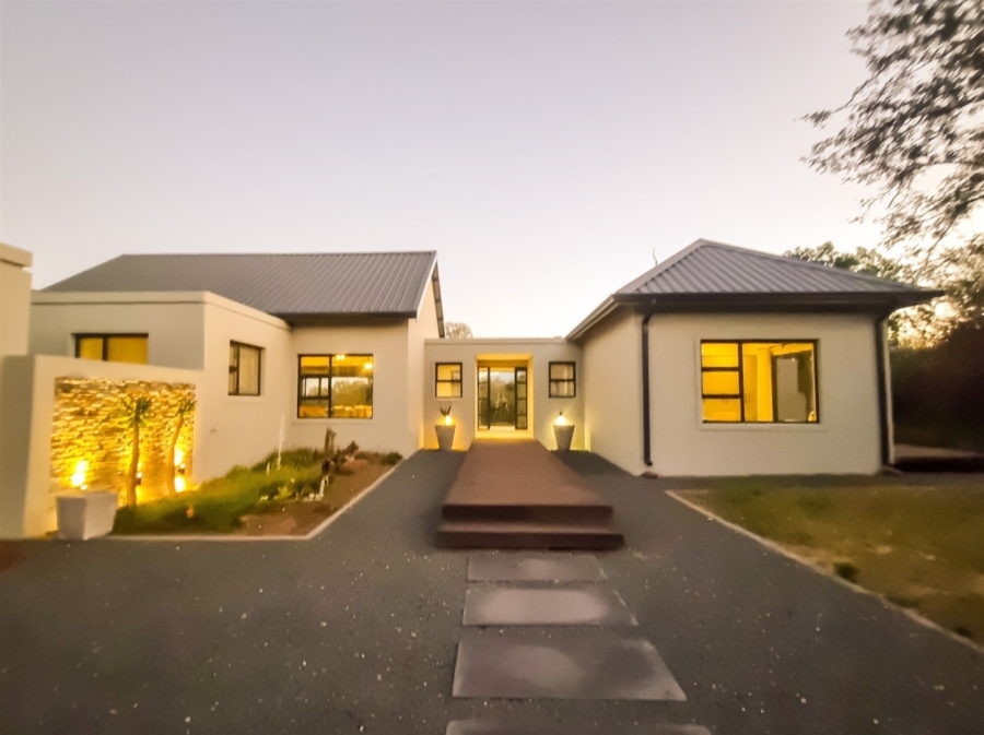 4 Bedroom Property for Sale in Zandspruit Bush Aero Estate Limpopo